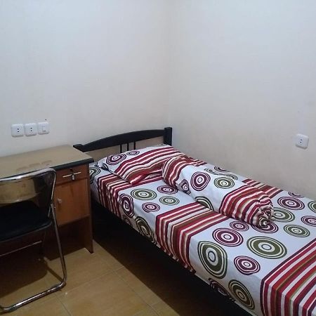 Hotel Danyshom Cikarang Zewnętrze zdjęcie