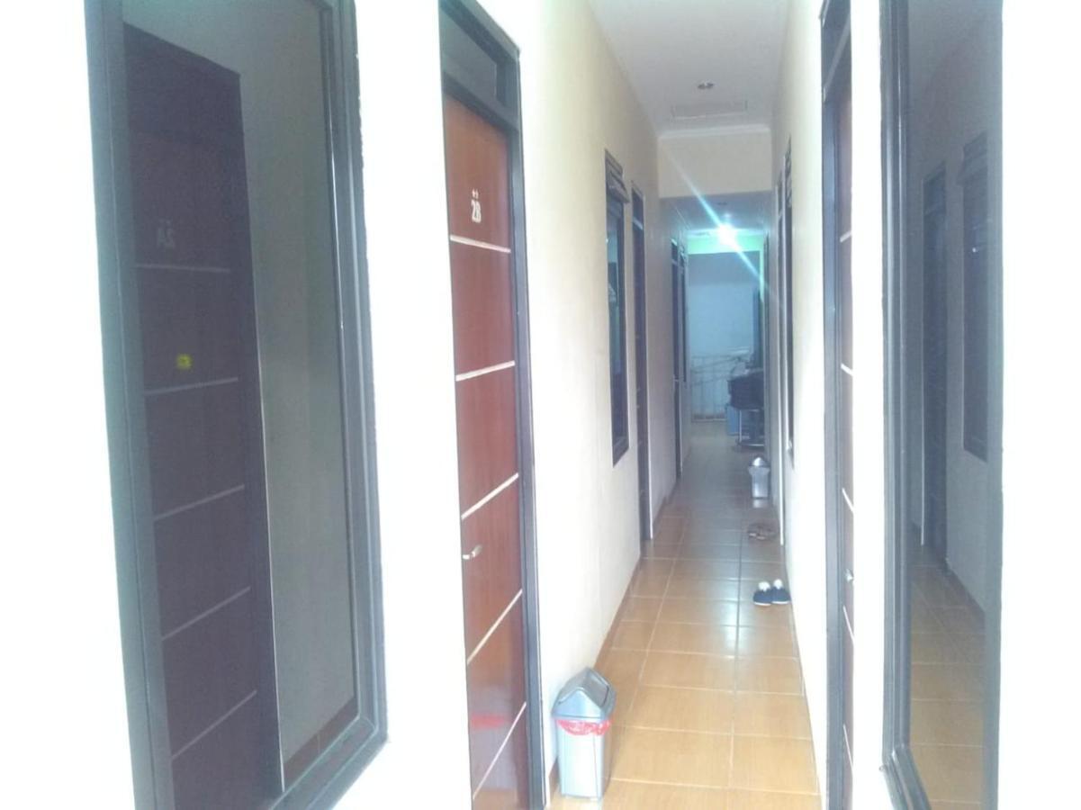 Hotel Danyshom Cikarang Zewnętrze zdjęcie